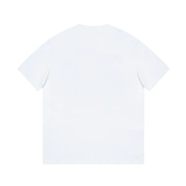 【BURBERRY  公式旗艦店】バーバリー  Tシャツ ご好評に付き再入荷 250211