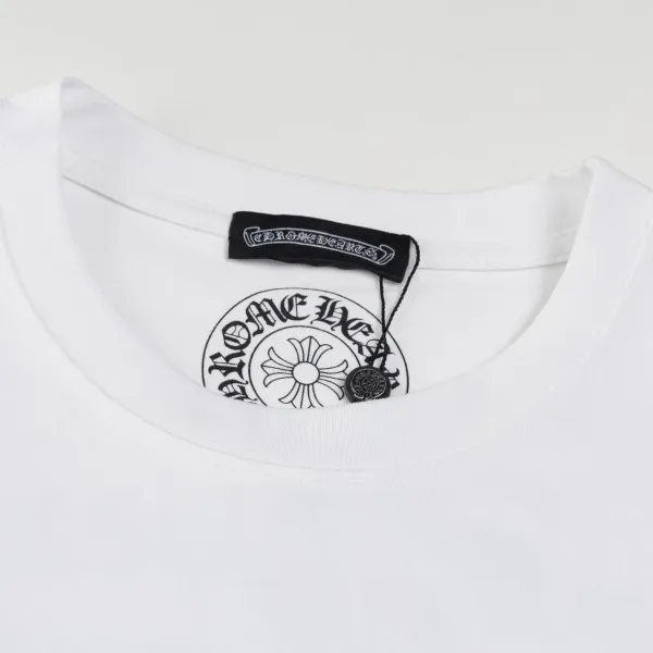【CHROME HEARTS  公式旗艦店】クロムハーツ    Tシャツご好評に付き再入荷！250212