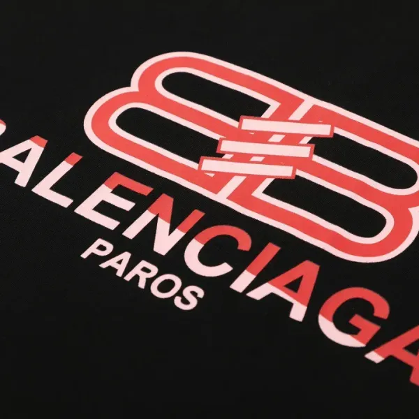 【BALENCIAGA  公式旗艦店】 バレンシアガ    Tシャツご好評に付き再入荷！250210
