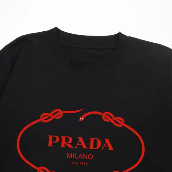 【PRADA 公式旗艦店】プラダ    Tシャツご好評に付き再入荷！ 250213