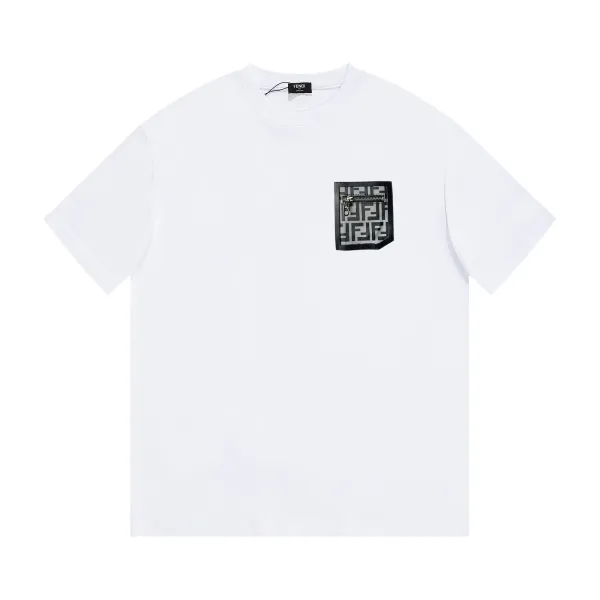 【FENDI公式旗艦店】フェンディ  Tシャツ ご好評に付き再入荷！ 250214