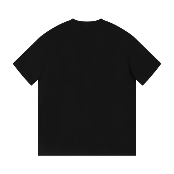 【FENDI公式旗艦店】フェンディ  Tシャツ ご好評に付き再入荷！ 250214