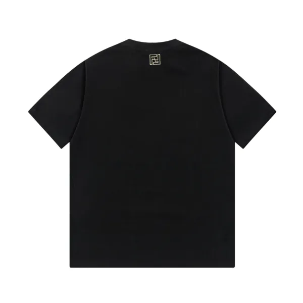 【FENDI公式旗艦店】フェンディ  Tシャツ ご好評に付き再入荷！ 250214