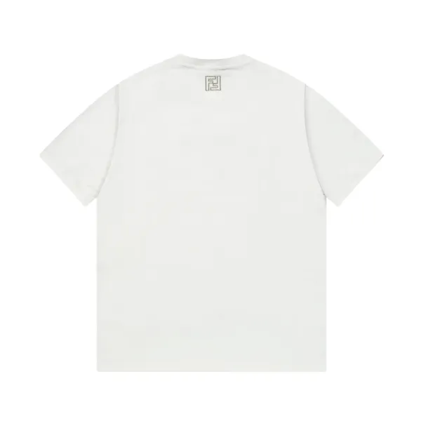 【FENDI公式旗艦店】フェンディ  Tシャツ ご好評に付き再入荷！ 250214