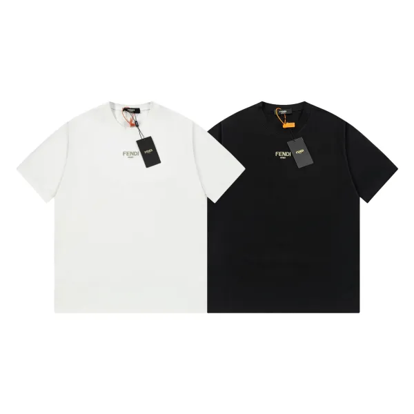 【FENDI公式旗艦店】フェンディ  Tシャツ ご好評に付き再入荷！ 250214