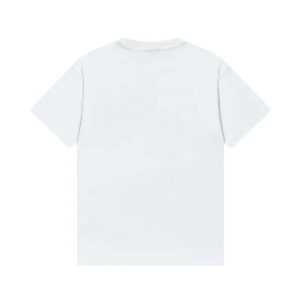 【FENDI公式旗艦店】フェンディ  Tシャツ ご好評に付き再入荷！ 250214