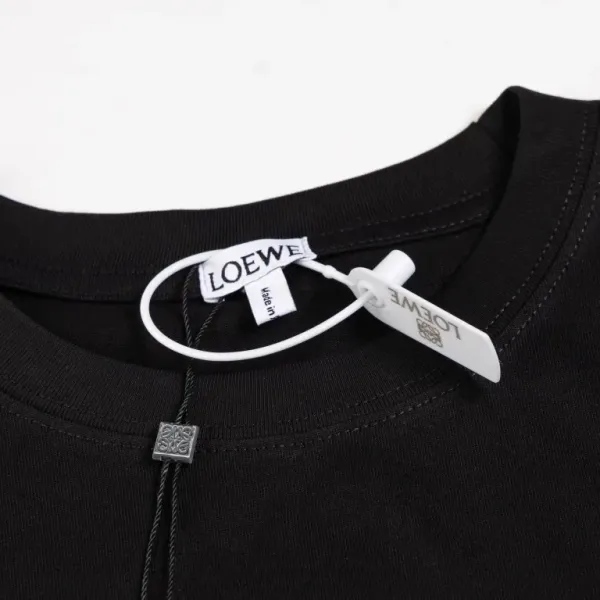 【LOEWE 公式旗艦店】ロエベ   Tシャツ ご好評に付き再入荷！250213