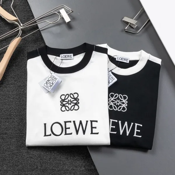 【LOEWE 公式旗艦店】ロエベ   Tシャツ ご好評に付き再入荷！250213