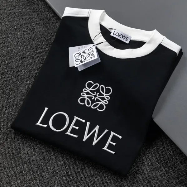 【LOEWE 公式旗艦店】ロエベ   Tシャツ ご好評に付き再入荷！250213