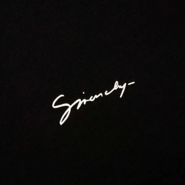 【GIVENCHY   公式旗艦店】 ジバンシー   Tシャツ ご好評に付き再入荷！ 250215