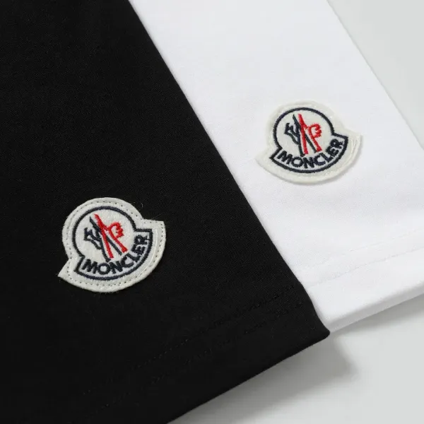 【MONCLER  公式旗艦店】モンクレール   Tシャツご好評に付き再入荷！250212