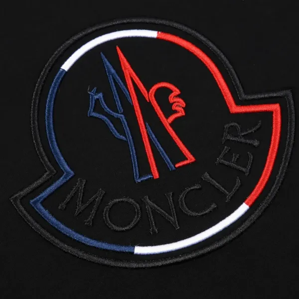 【MONCLER  公式旗艦店】モンクレール   Tシャツご好評に付き再入荷！250212