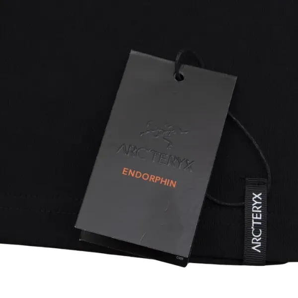 【ARCTERYX  公式旗艦店】 アークテリクス  Tシャツ ご好評に付き再入荷！250217