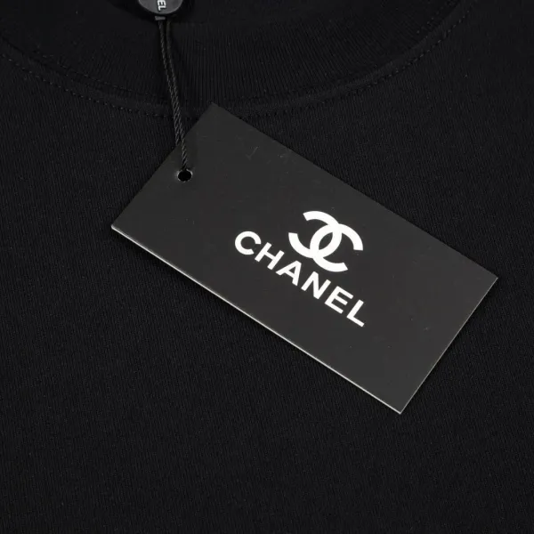 【CHANEL 公式旗艦店】シャネル  Tシャツ ご好評に付き再入荷 240719