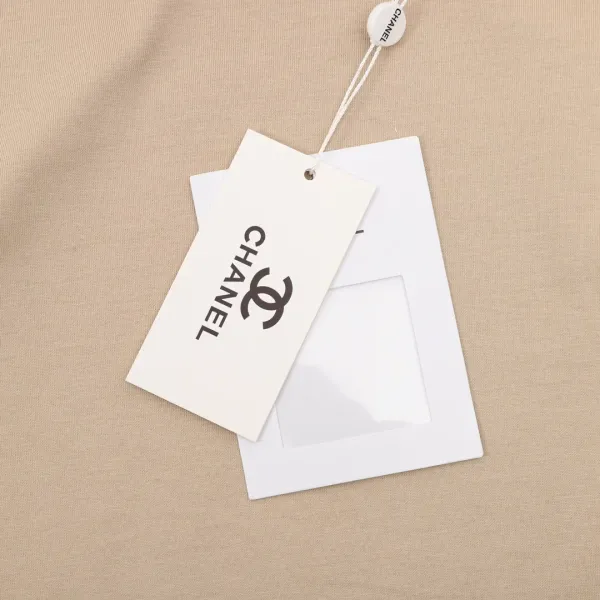 【CHANEL  公式旗艦店】シャネル  Tシャツ ご好評に付き再入荷 24626