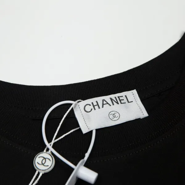 【CHANEL  公式旗艦店】シャネル  Tシャツ ご好評に付き再入荷 24626
