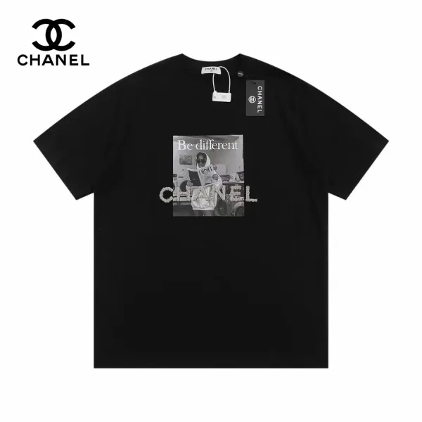 【CHANEL 公式旗艦店】シャネル Tシャツ ご好評に付き再入荷! 【CHANEL 公式旗艦店】シャネル Tシャツ ご好評に付き再入荷!