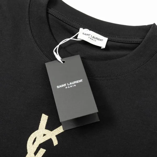 【YSL SAINT LAURENT 公式旗艦店】サンローラン  Tシャツ ご好評に付き再入荷！250218