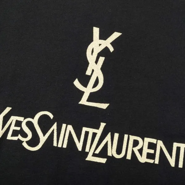 【YSL SAINT LAURENT 公式旗艦店】サンローラン  Tシャツ ご好評に付き再入荷！250218