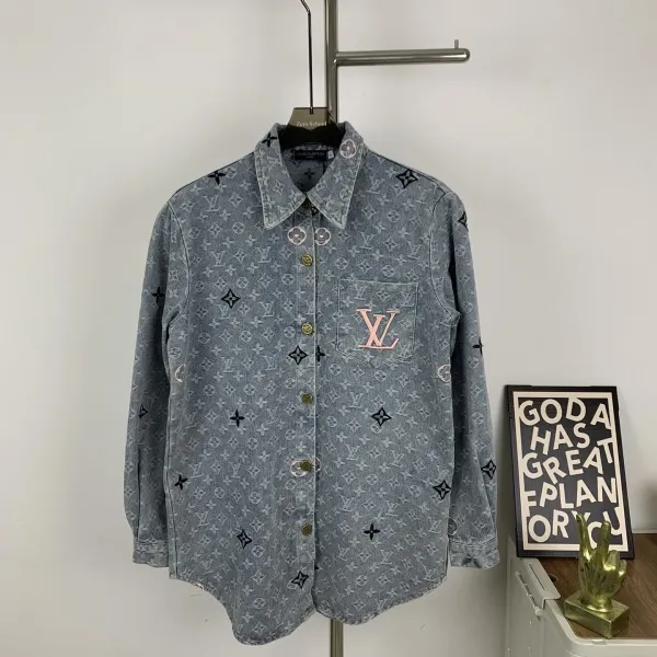 LV【LOUIS VUITTON 公式旗艦店】ルイヴィトン シャツ ご好評に付き再入荷 250219 LV【LOUIS VUITTON 公式旗艦店】ルイヴィトン シャツ ご好評に付き再入荷 250219