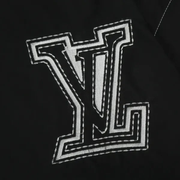 LV【LOUIS VUITTON 公式旗艦店】ルイヴィトン  シャツ ご好評に付き再入荷  250219