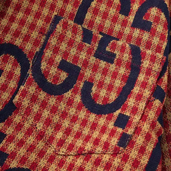 【GUCCI  公式旗艦店】グッチ  シャツ ご好評に付き再入荷  250222