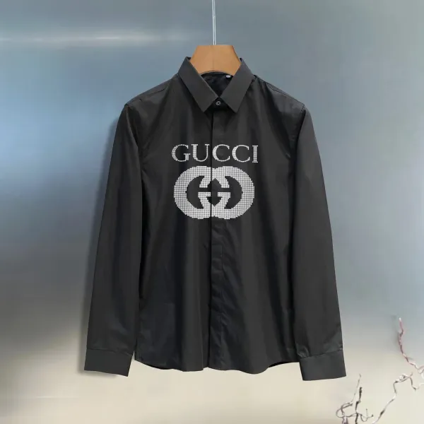 【GUCCI  公式旗艦店】グッチ  シャツ ご好評に付き再入荷  250222