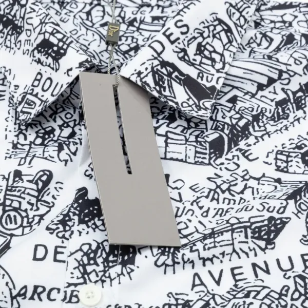 【2026】【DIOR  公式旗艦店】ディオール  シャツ ご好評に付き再入荷  250220