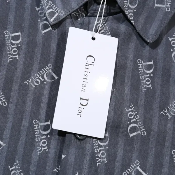 【DIOR  公式旗艦店】ディオール  シャツ  ご好評に付き再入荷 240816