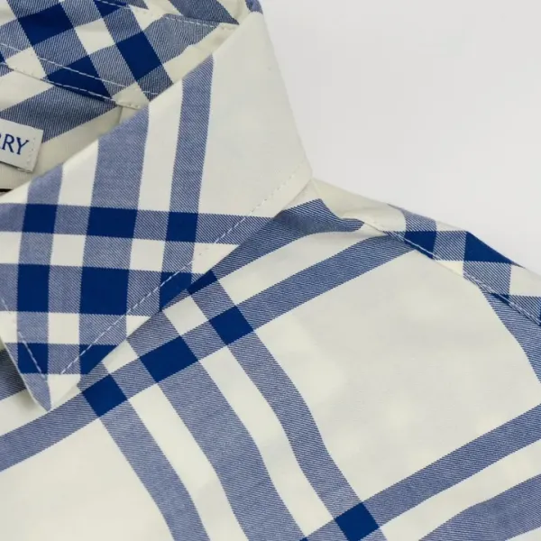 【BURBERRY  公式旗艦店】バーバリー  シャツ ご好評に付き再入荷 24627