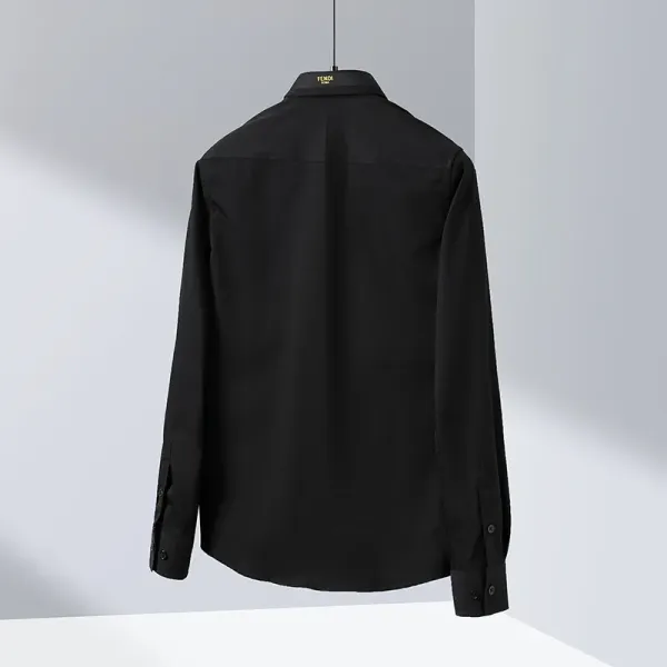 【FENDI 公式旗艦店】フェンディ  シャツ  ご好評に付き再入荷 250221