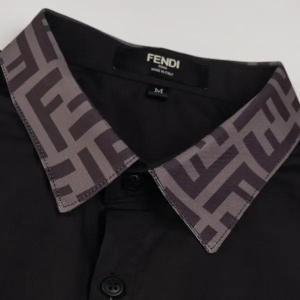 【FENDI  公式旗艦店】フェンディ  シャツ ご好評に付き再入荷  250221