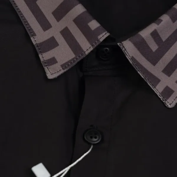 【FENDI  公式旗艦店】フェンディ  シャツ ご好評に付き再入荷  250221
