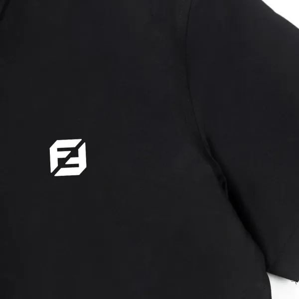 【FENDI  公式旗艦店】フェンディ 半袖シャツ ご好評に付き再入荷 240716