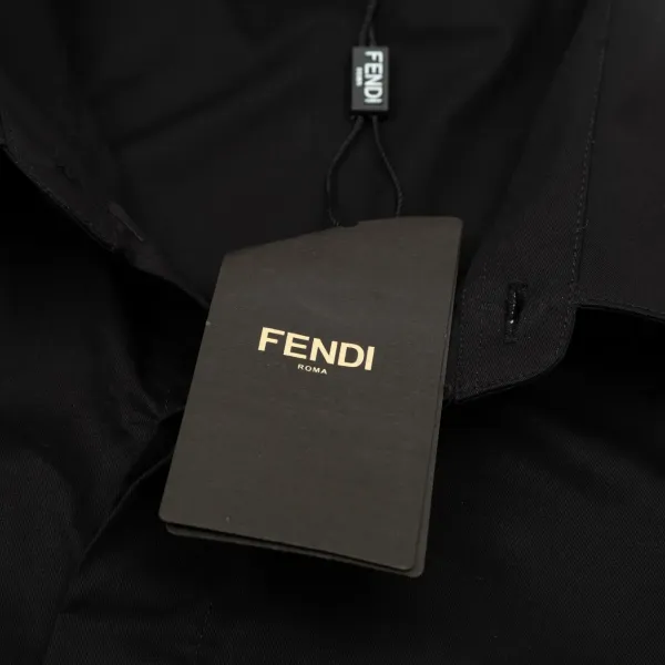 【FENDI 公式旗艦店】フェンディ  シャツ  ご好評に付き再入荷 240716