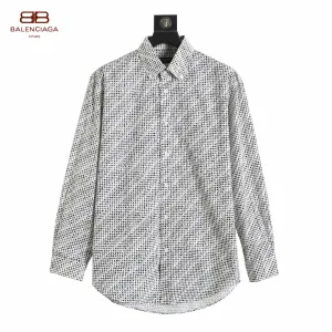 【BALENCIAGA 公式旗艦店】バレンシアガ  シャツ ご好評に付き再入荷  250218