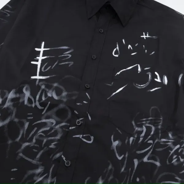 【BALENCIAGA 公式旗艦店】バレンシアガ  シャツ ご好評に付き再入荷  250218