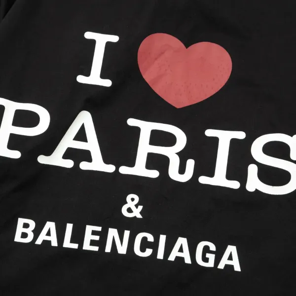 【BALENCIAGA 公式旗艦店】バレンシアガ  シャツ  ご好評に付き再入荷 240715