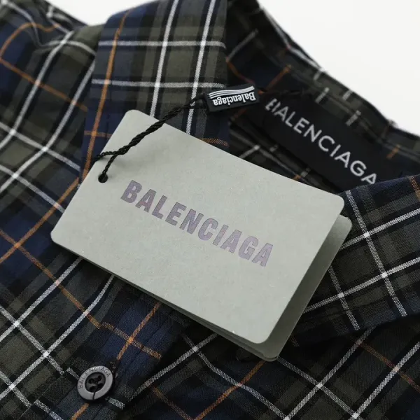 【BALENCIAGA 公式旗艦店】バレンシアガ シャツ ご好評に付き再入荷 240802 【BALENCIAGA 公式旗艦店】バレンシアガ シャツ ご好評に付き再入荷 240802