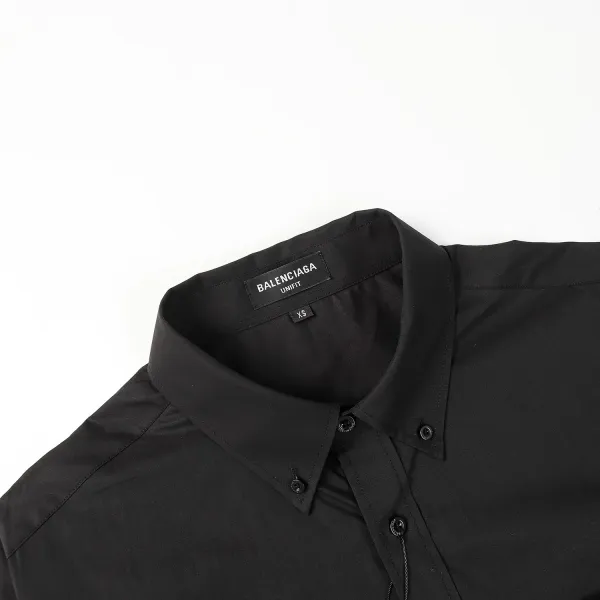 【BALENCIAGA 公式旗艦店】バレンシアガ  シャツ  ご好評に付き再入荷 240715