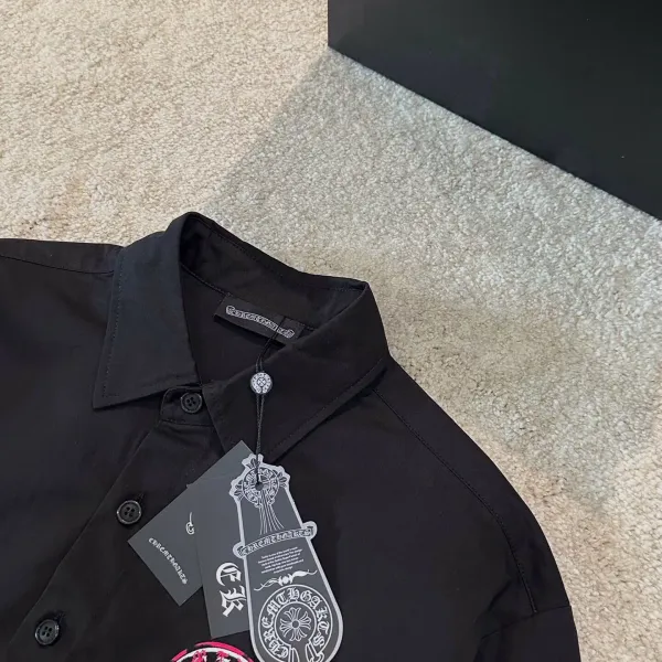 【CHROME HEARTS 公式旗艦店】クロムハーツ   シャツ ご好評に付き再入荷  250220