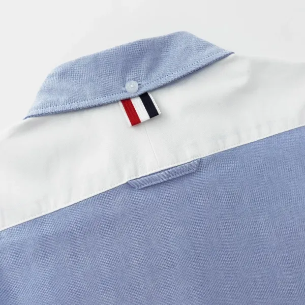 【ThomBrowne  公式旗艦店】トムブラウン   シャツ ご好評に付き再入荷  250221