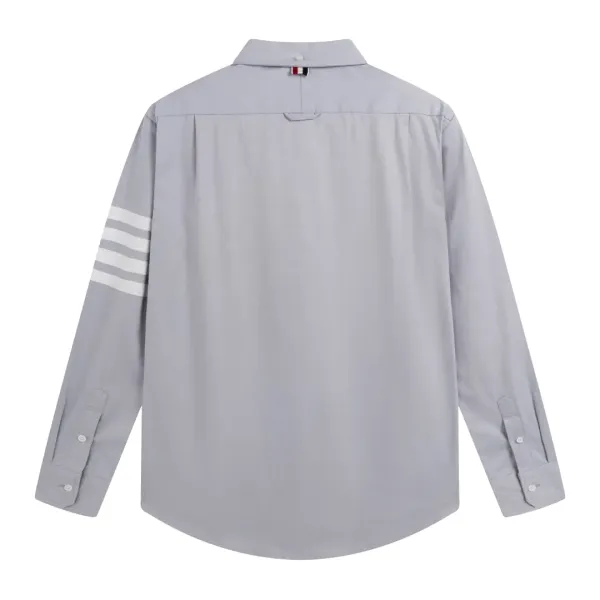 【ThomBrowne  公式旗艦店】トムブラウン   シャツ ご好評に付き再入荷  250221