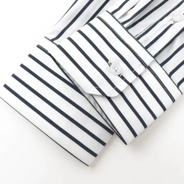 【ThomBrowne  公式旗艦店】トムブラウン   シャツ ご好評に付き再入荷  250221