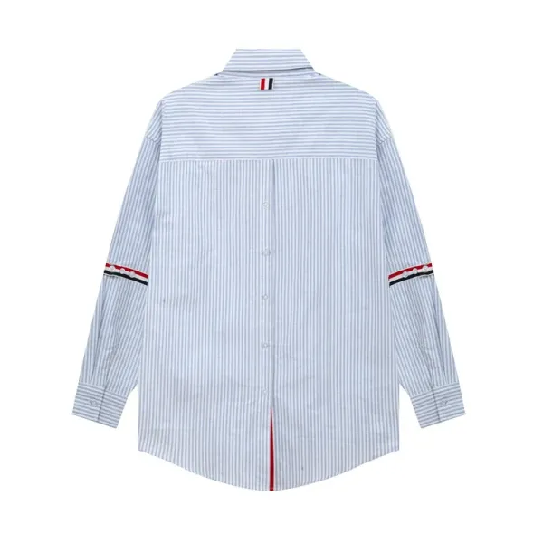 【ThomBrowne  公式旗艦店】トムブラウン シャツ ご好評に付き再入荷  250221
