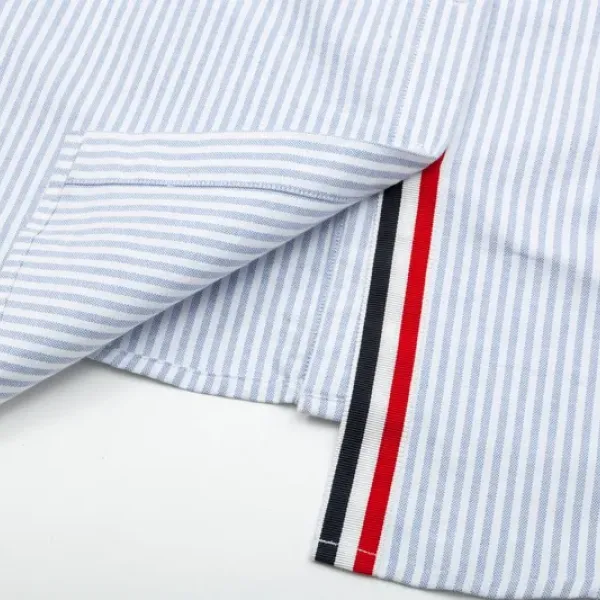 【ThomBrowne  公式旗艦店】トムブラウン シャツ ご好評に付き再入荷  250221