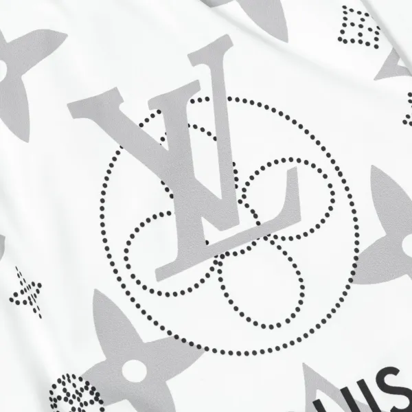 LV【LOUIS VUITTON 公式旗艦店】ルイヴィトン ショートパンツご好評に付き再入荷!250224 LV【LOUIS VUITTON 公式旗艦店】ルイヴィトン ショートパンツご好評に付き再入荷!250224