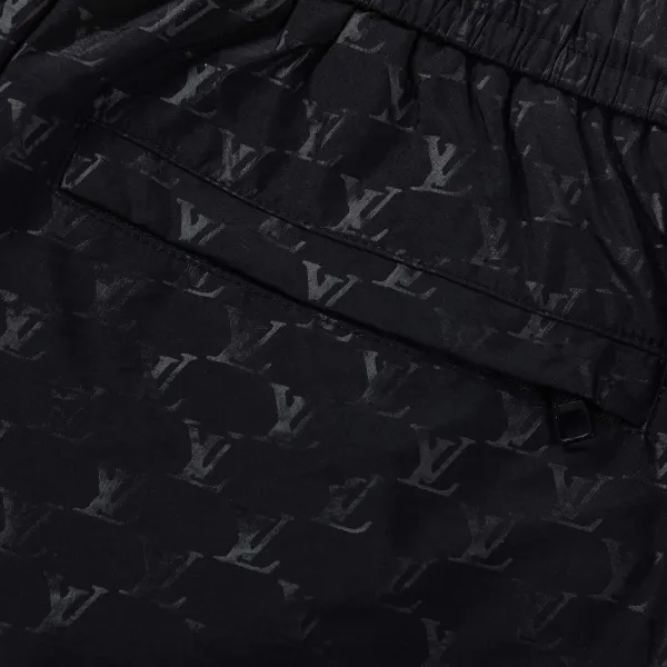 LV【LOUIS VUITTON  公式旗艦店】ルイヴィトン   ショートパンツご好評に付き再入荷！250224