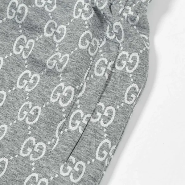 【GUCCI  公式旗艦店】グッチ  ショートパンツご好評に付き再入荷！250224