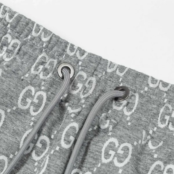 【GUCCI  公式旗艦店】グッチ  ショートパンツご好評に付き再入荷！250224